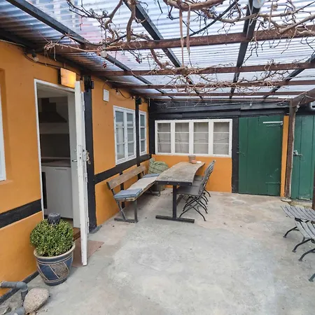 Idyllic Townhouse With Private Garden *
